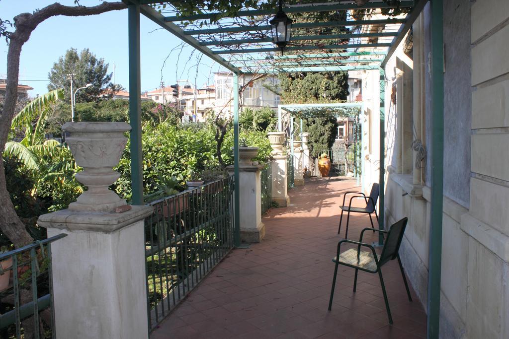 Villa Manasse Aci Castello Zimmer foto